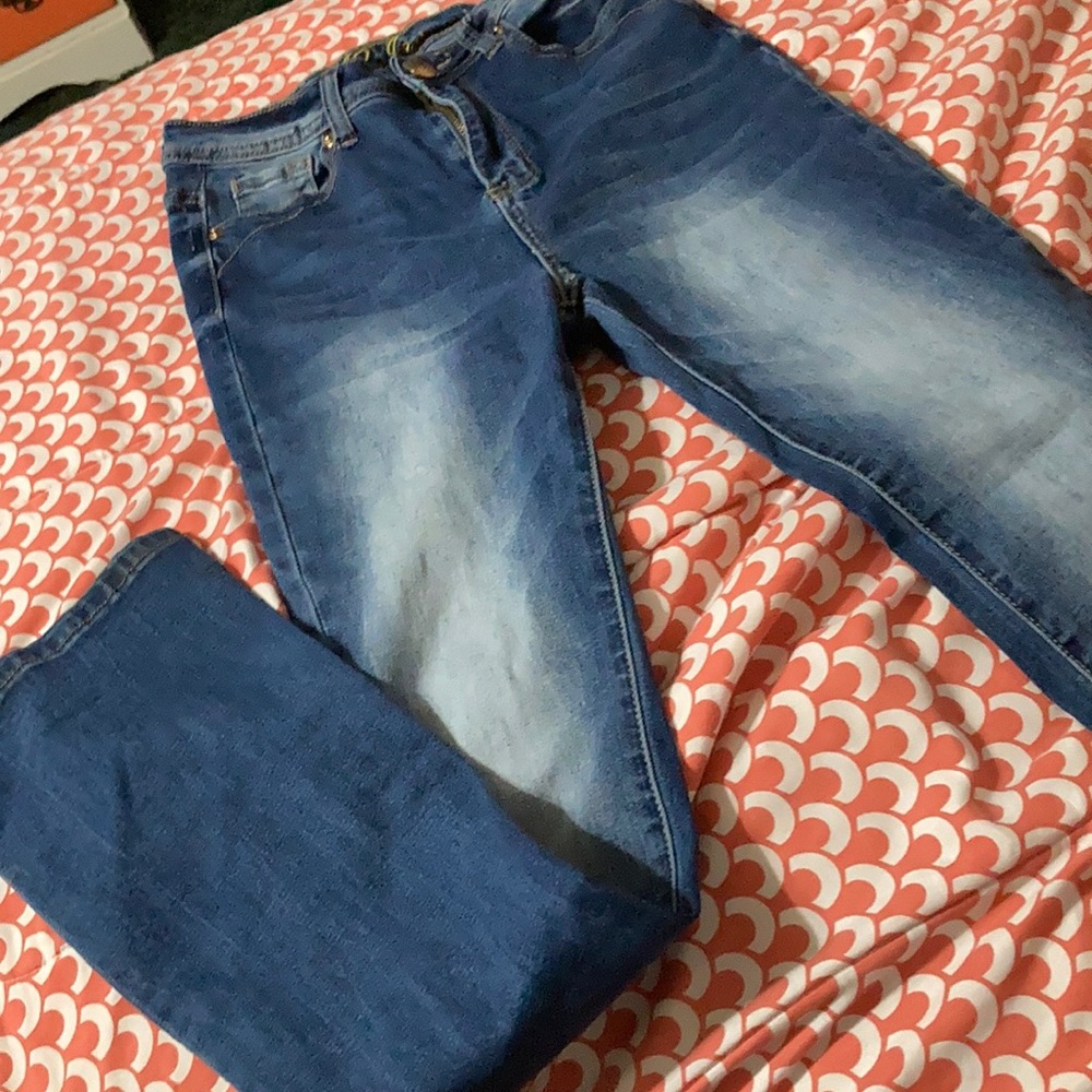 Bootcut jeans. Stretchy & has booty lift!